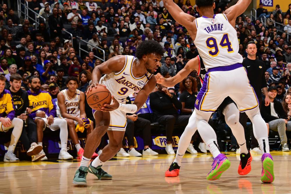 中虽然保持 中虽然保持