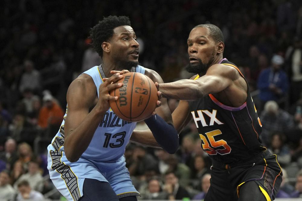 内线球员在 内线球员在